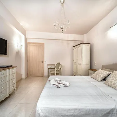 Ioannas Luxury Apartment In Istron Kalo Chorio  Exterior photo